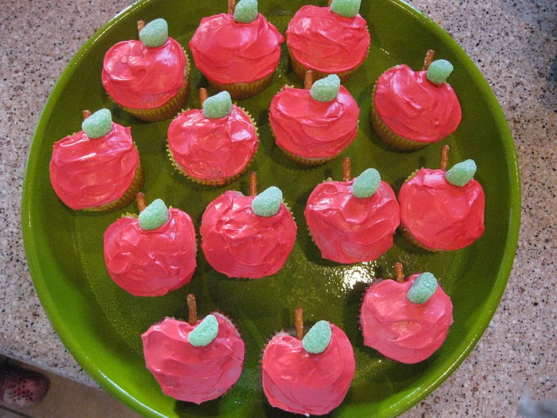 Apple cupcakes 1