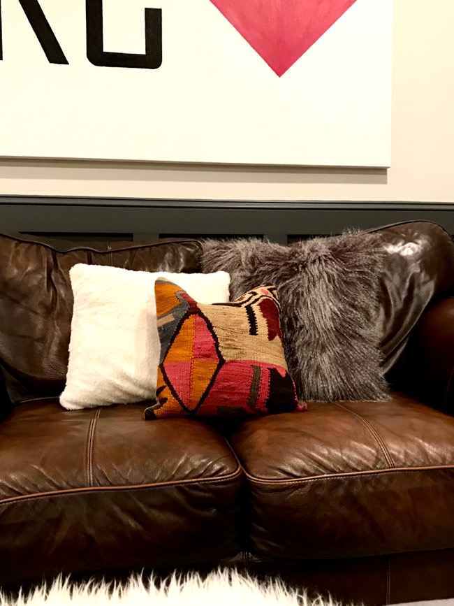 Leather Sofas Kilim Throw Pillows, Accent Pillows For Brown Leather Sofa