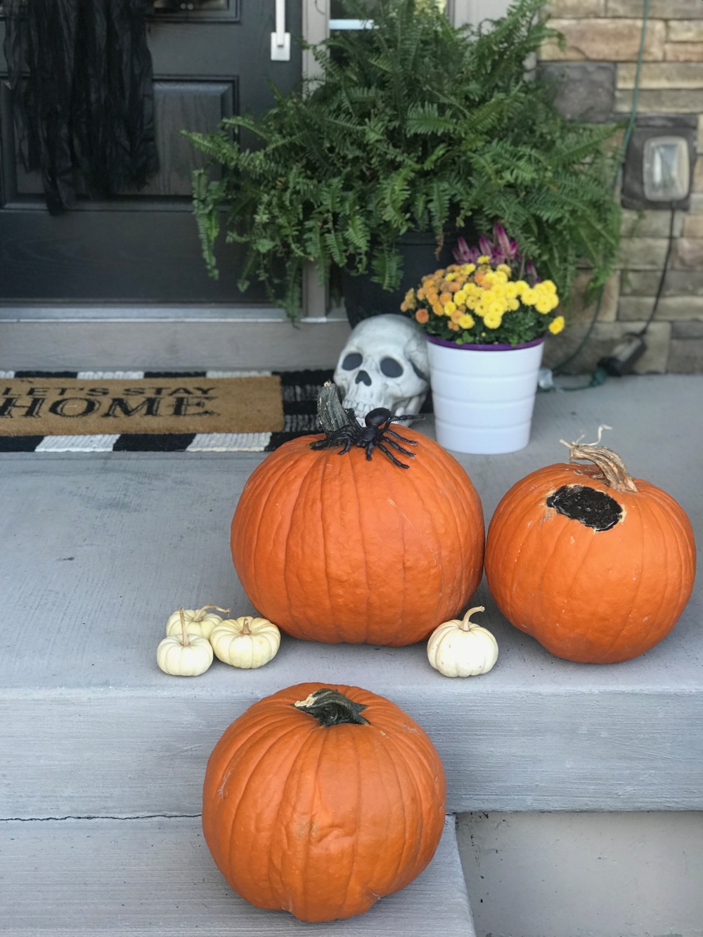 How to Decorate a Halloween Front Porch - Life Love Larson