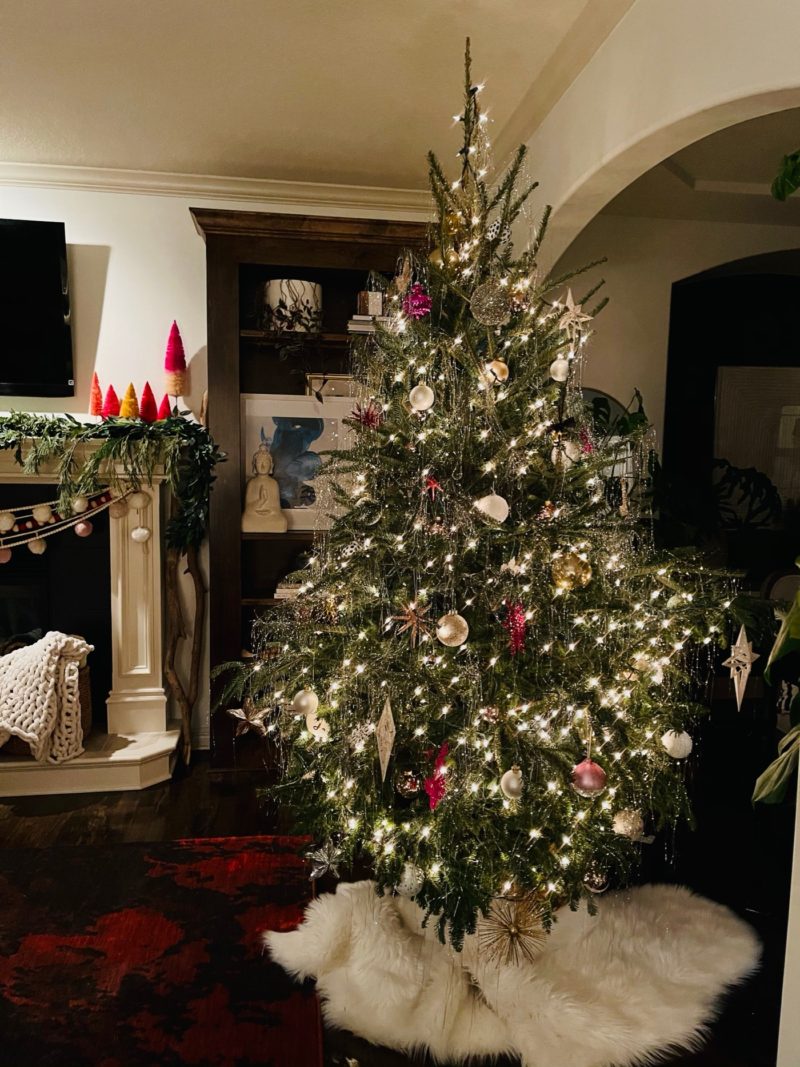 How To Add Tinsel To A Christmas Tree Life Love Larson   Tinsel Tree 4 800x1067 