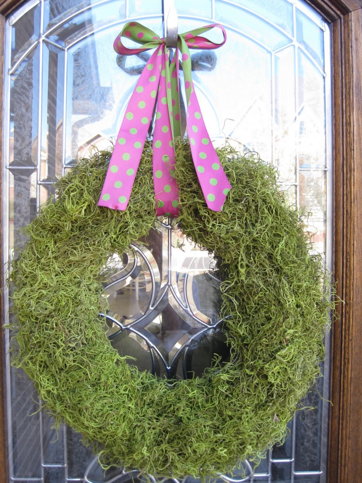 Mini Moss Wreath Gift Toppers :: Monthly DIY Challenge - BREPURPOSED