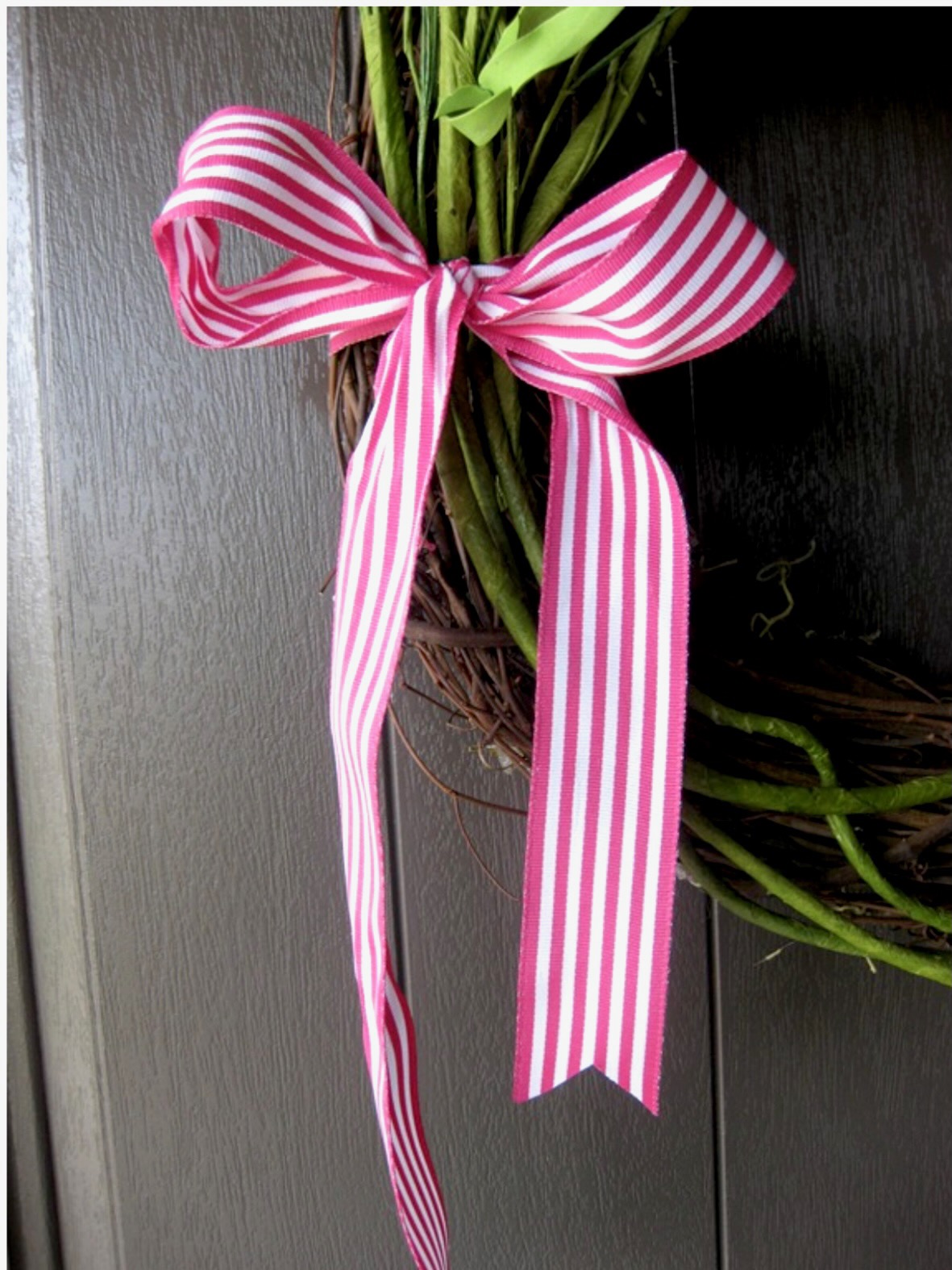 Hobby Lobby Mini Wreath + Velvet Ribbon DIY - amanda hamman