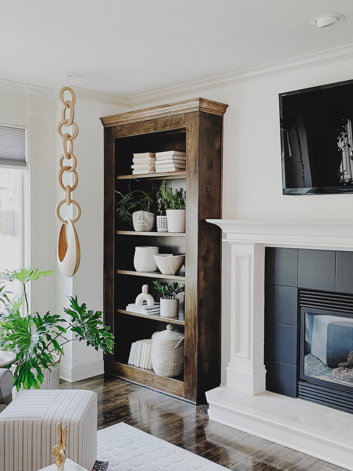 How to Pair Cream Trim with Warm White Walls - Life Love Larson