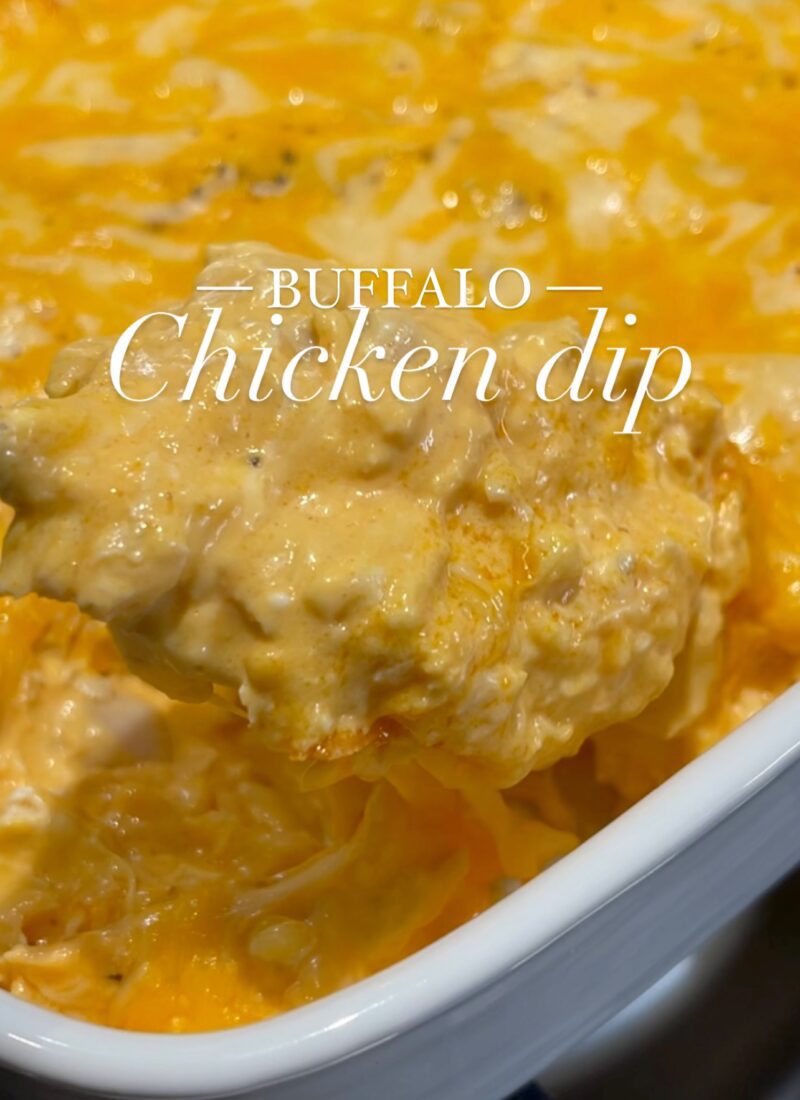 The Best Homemade Buffalo Chicken Dip