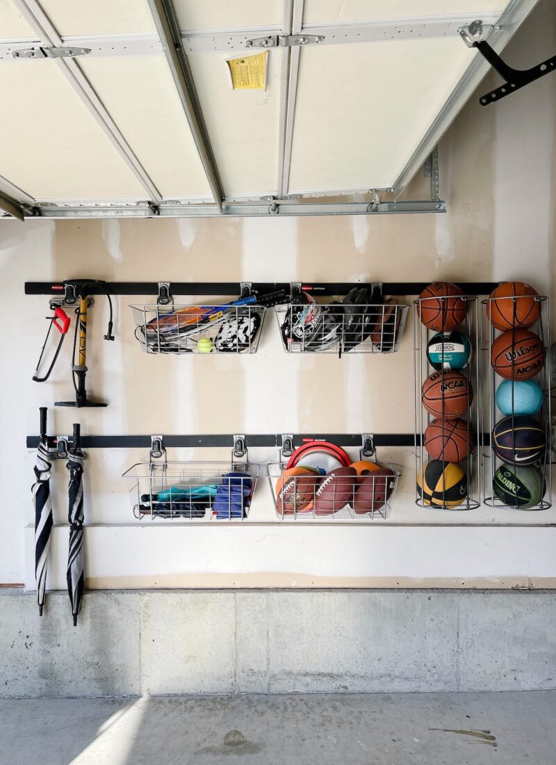 Easy Garage Storage Using the Rubbermaid FastTrack System