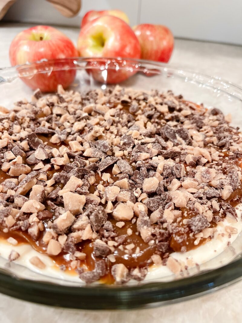 How To Make An Easy Cream Cheese Caramel Apple Dip - Life Love Larson