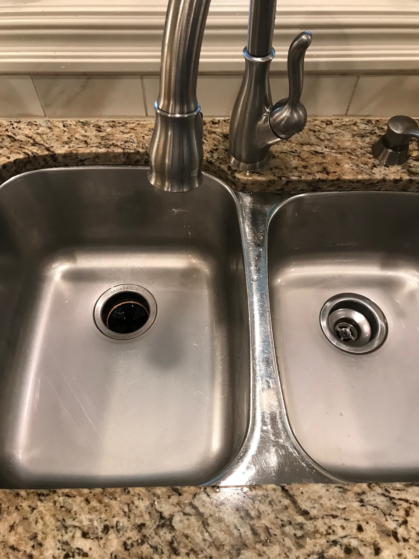 A Housekeeper Advises Using This to Clean Your Stainless-Steel Sink –  LifeSavvy
