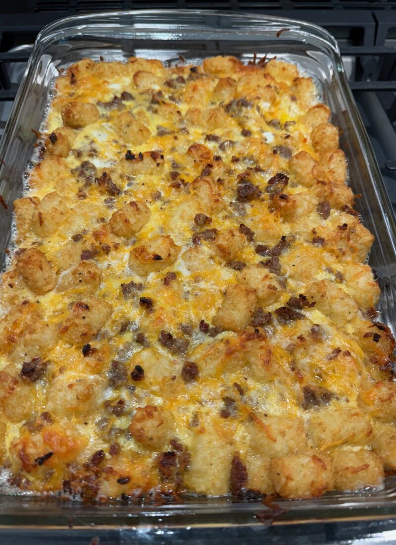 How to Make the Easiest Tater Tot and Egg Breakfast Casserole