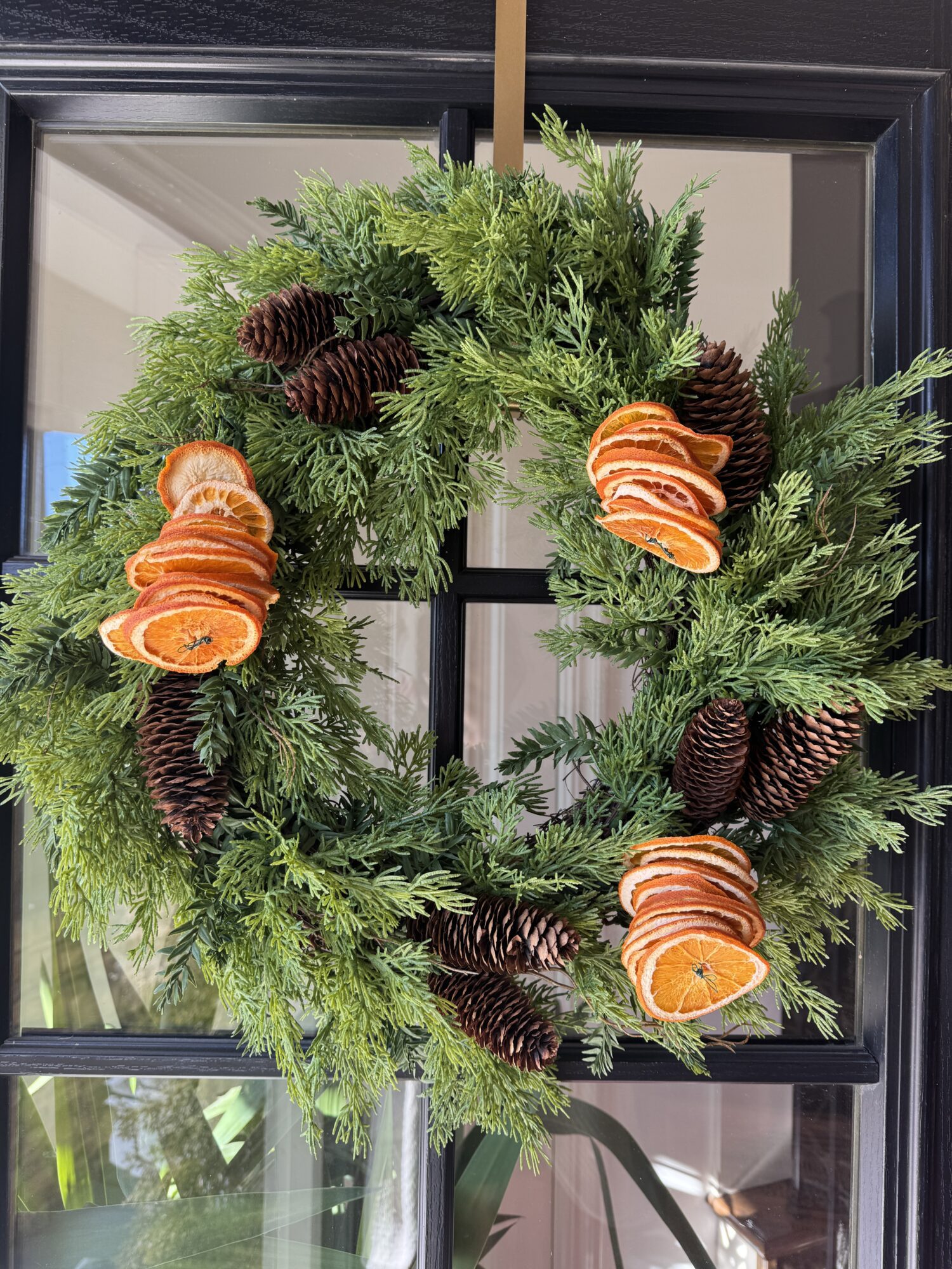 winter wreath with oranges